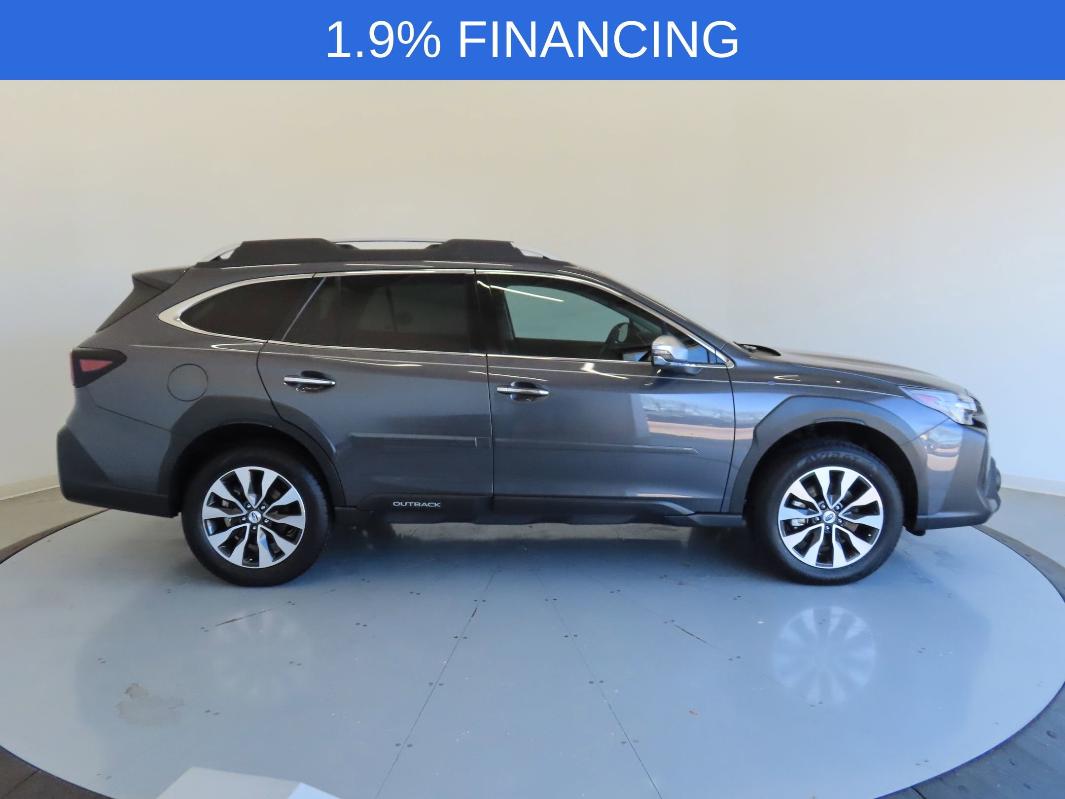 Used 2025 Subaru Outback Touring w/ Tech Package 2 image 2