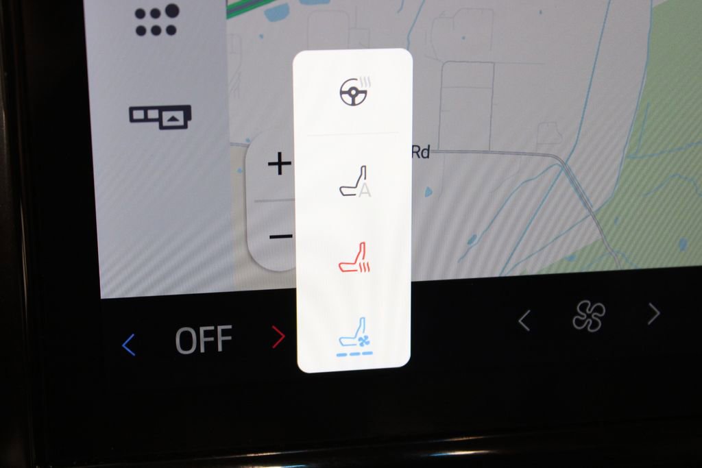 Used 2025 Ford Expedition Platinum image 55