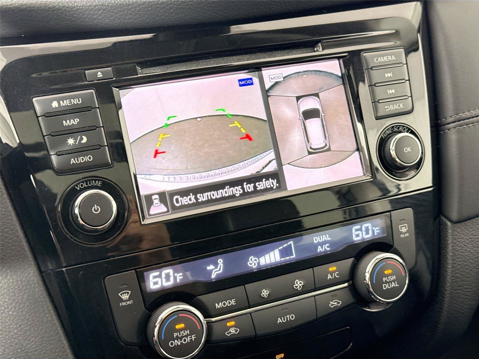 Used 2018 Nissan Rogue SL w/ Premium Package FWD image 25