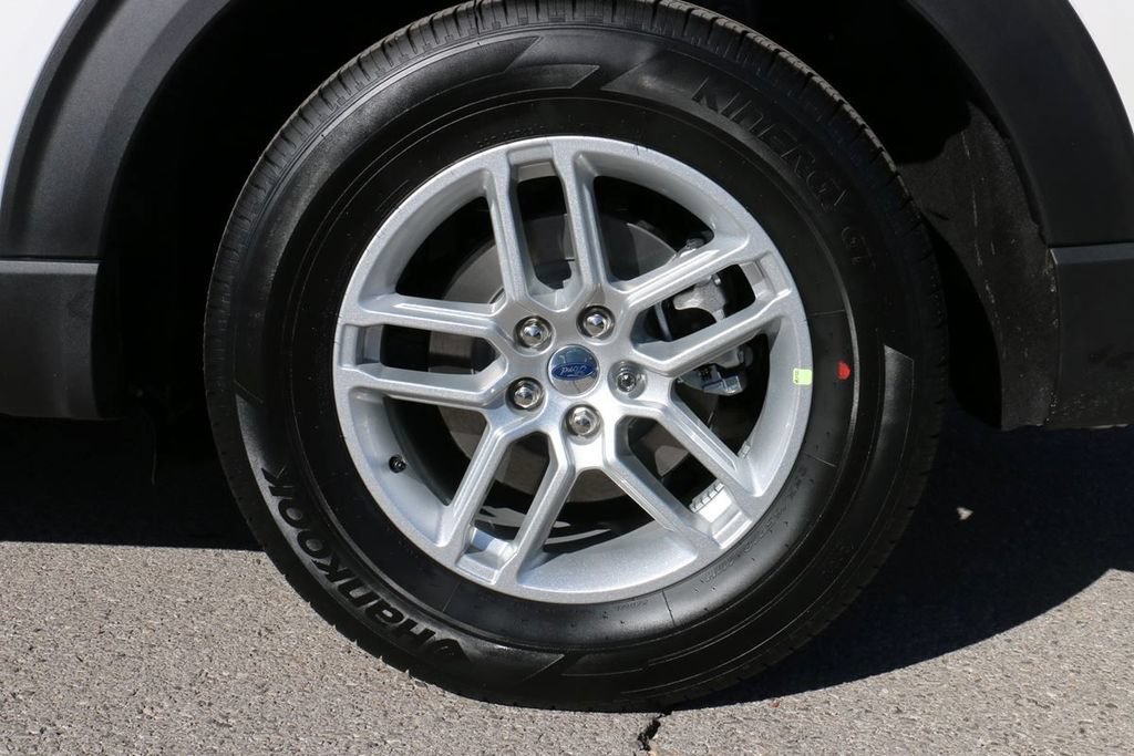 New 2026 Ford Explorer Active w/ Active Comfort Package RWD image 8