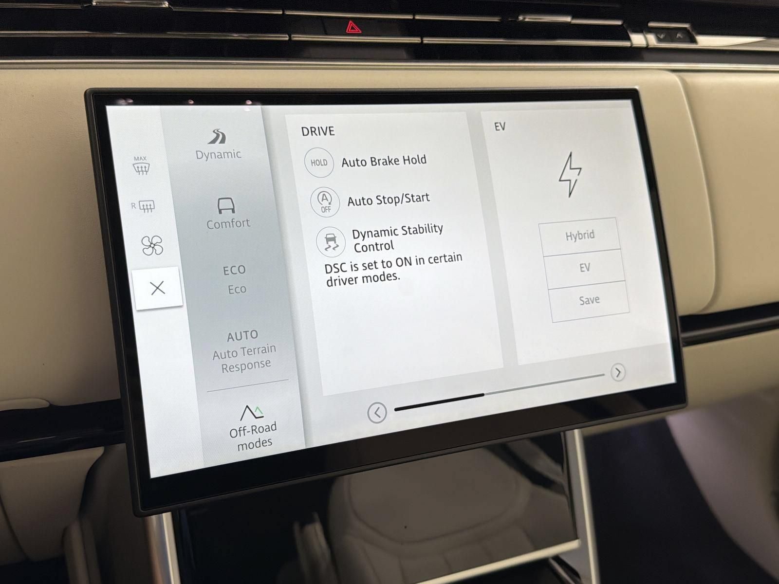 New 2026 Land Rover Range Rover SE AWD/4WD image 19