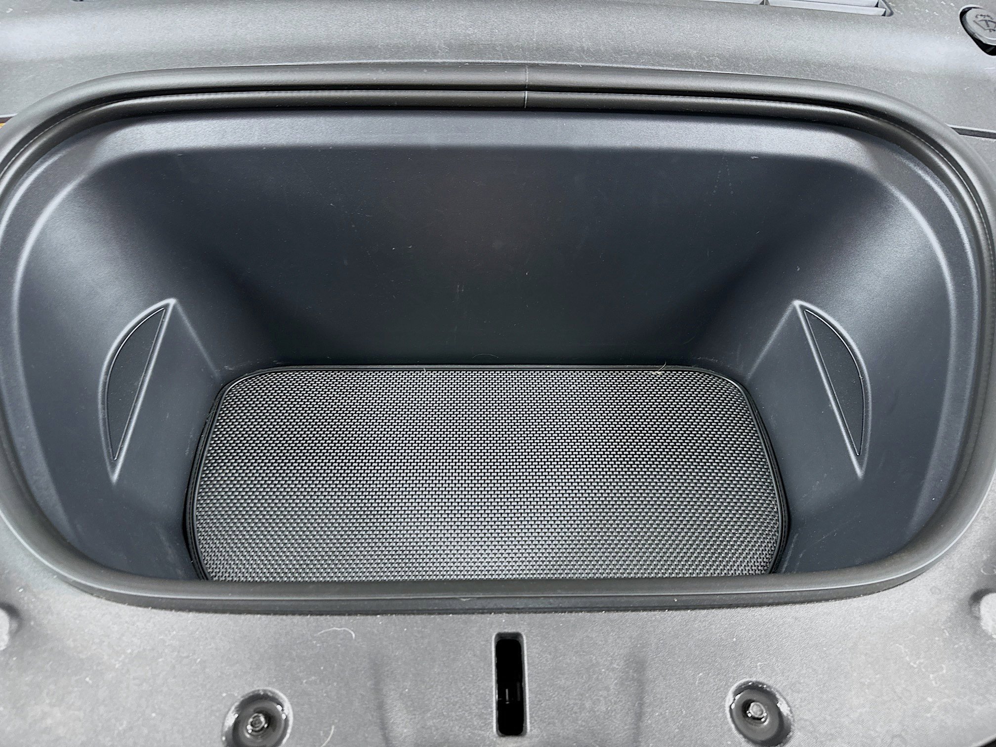 Used 2024 Tesla Model Y Long Range image 31