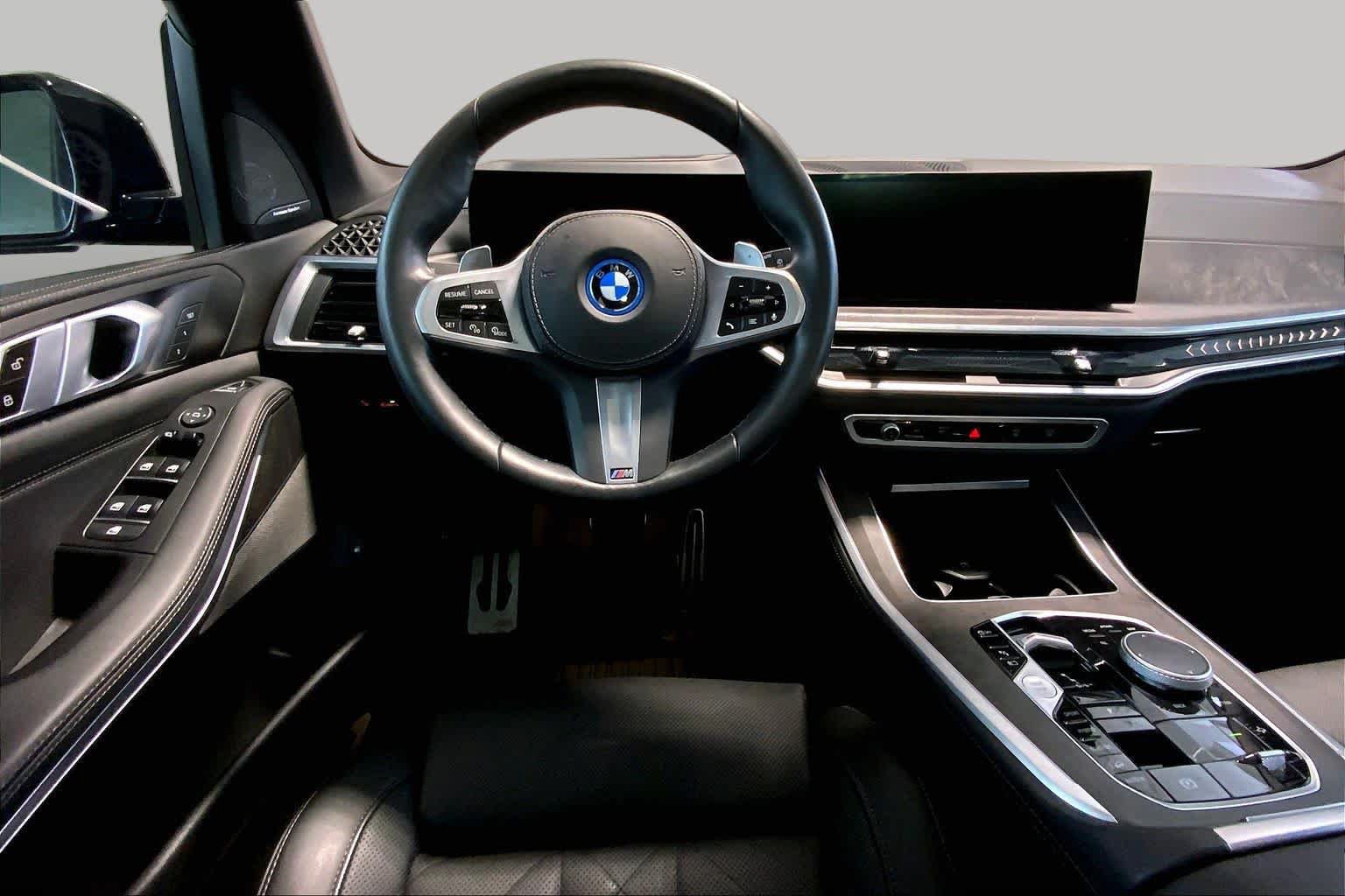 Used 2024 BMW X5 xDrive50e w/ M Sport Package AWD/4WD image 5