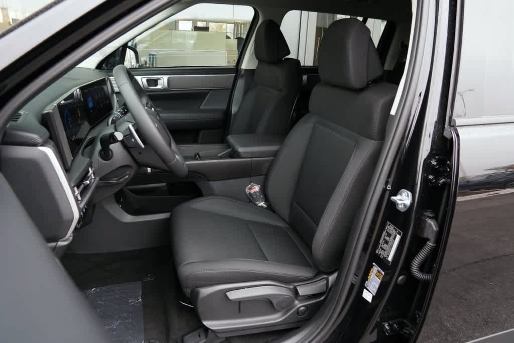 New 2026 Hyundai Santa Fe SE FWD image 8