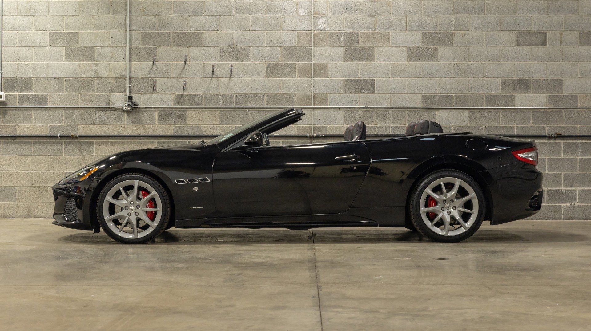 Used 2018 Maserati GranTurismo MC image 6