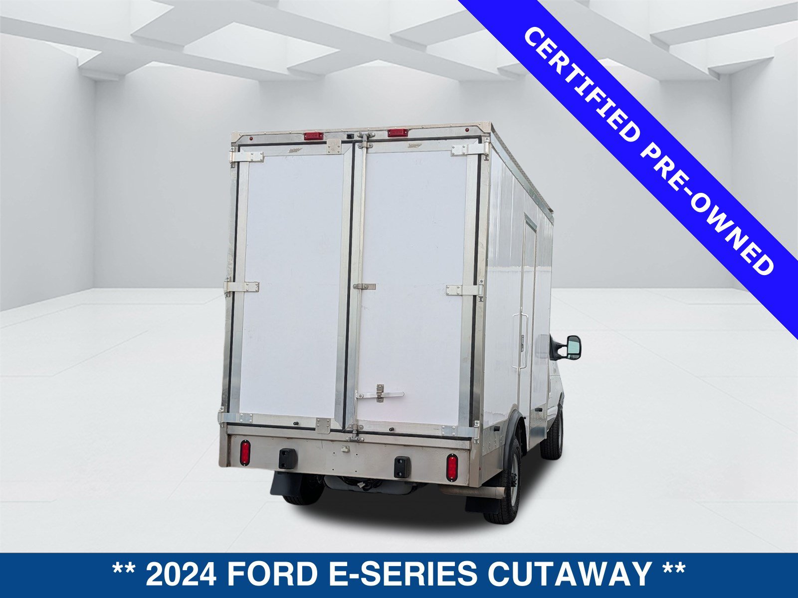 Certified 2024 Ford E-350 and Econoline 350 Super Duty w/ Power Windows & Locks Group RWD image 4