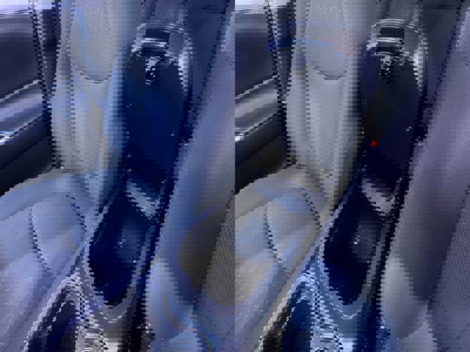 Used 2021 Toyota RAV4 XLE image 28