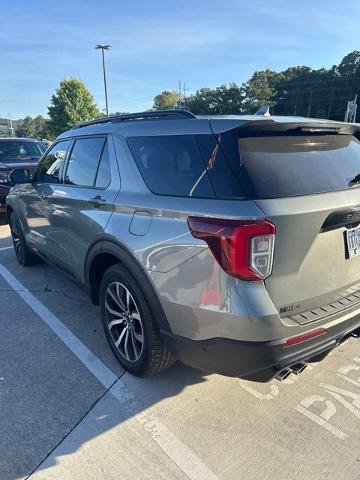 Certified 2020 Ford Explorer ST w/ Premium Technology Package AWD/4WD image 9