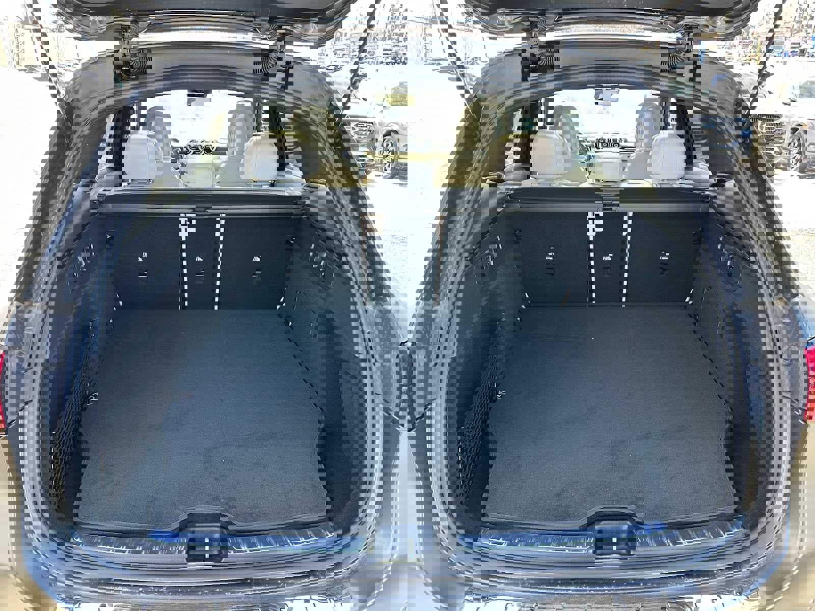 Used 2026 Mercedes-Benz GLC 350e 4MATIC image 14