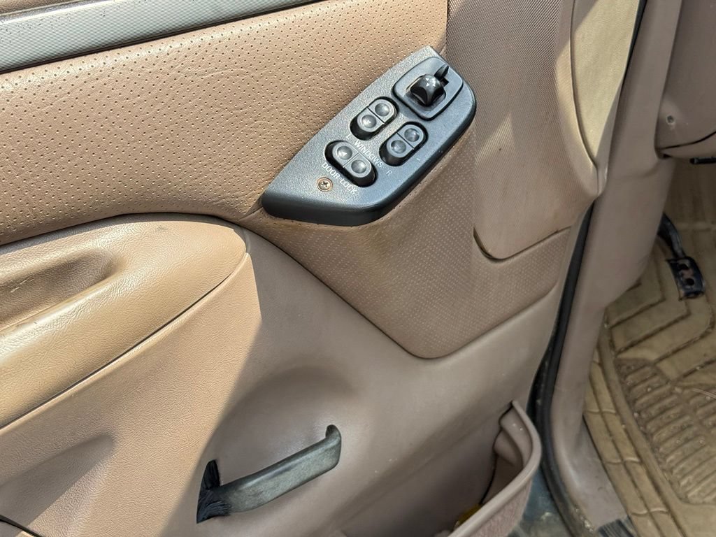 Used 1994 Ford F150 XL RWD image 13