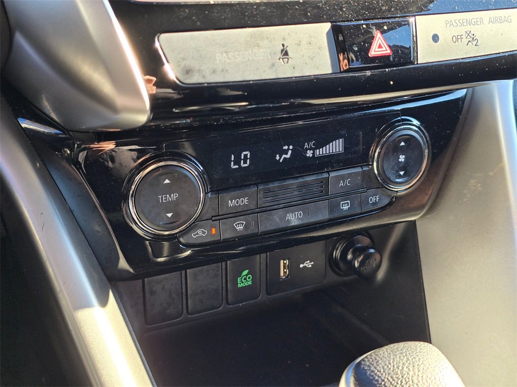 Used 2019 Mitsubishi Eclipse Cross ES image 21