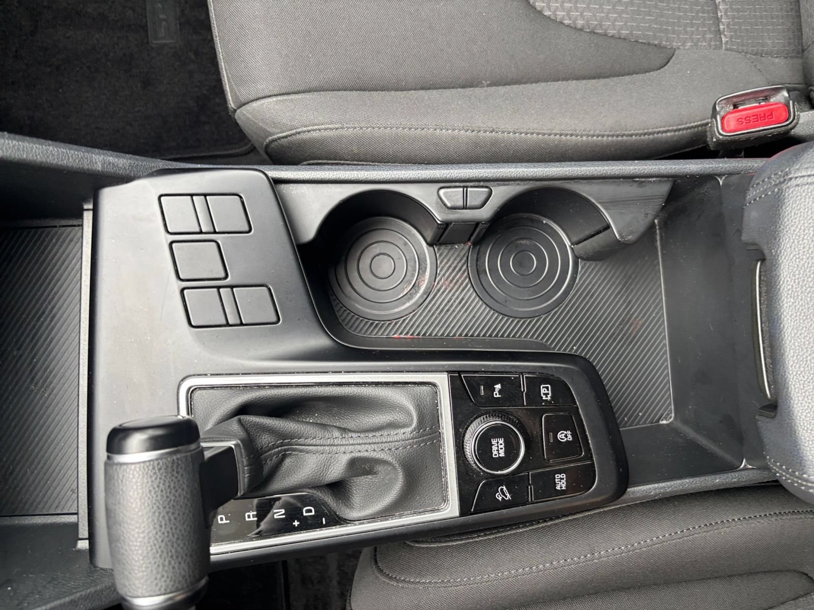 Used 2025 Kia Sportage LX FWD image 40
