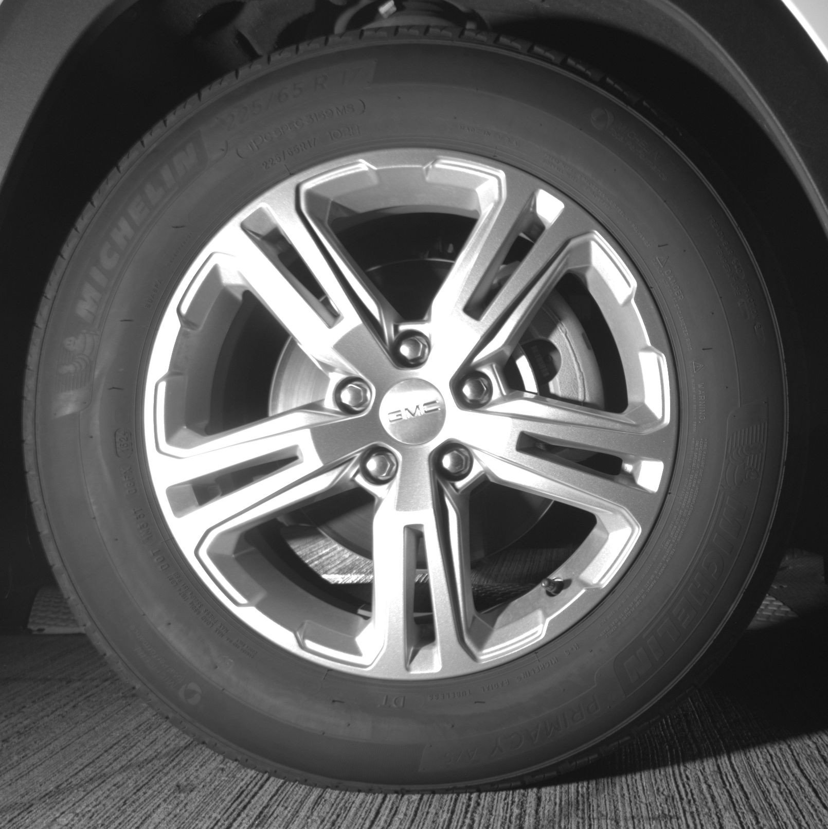 Used 2024 GMC Terrain SLE image 18