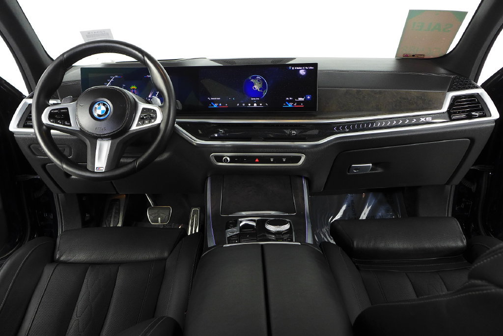 Certified 2024 BMW X5 xDrive50e w/ M Sport Package AWD/4WD image 25