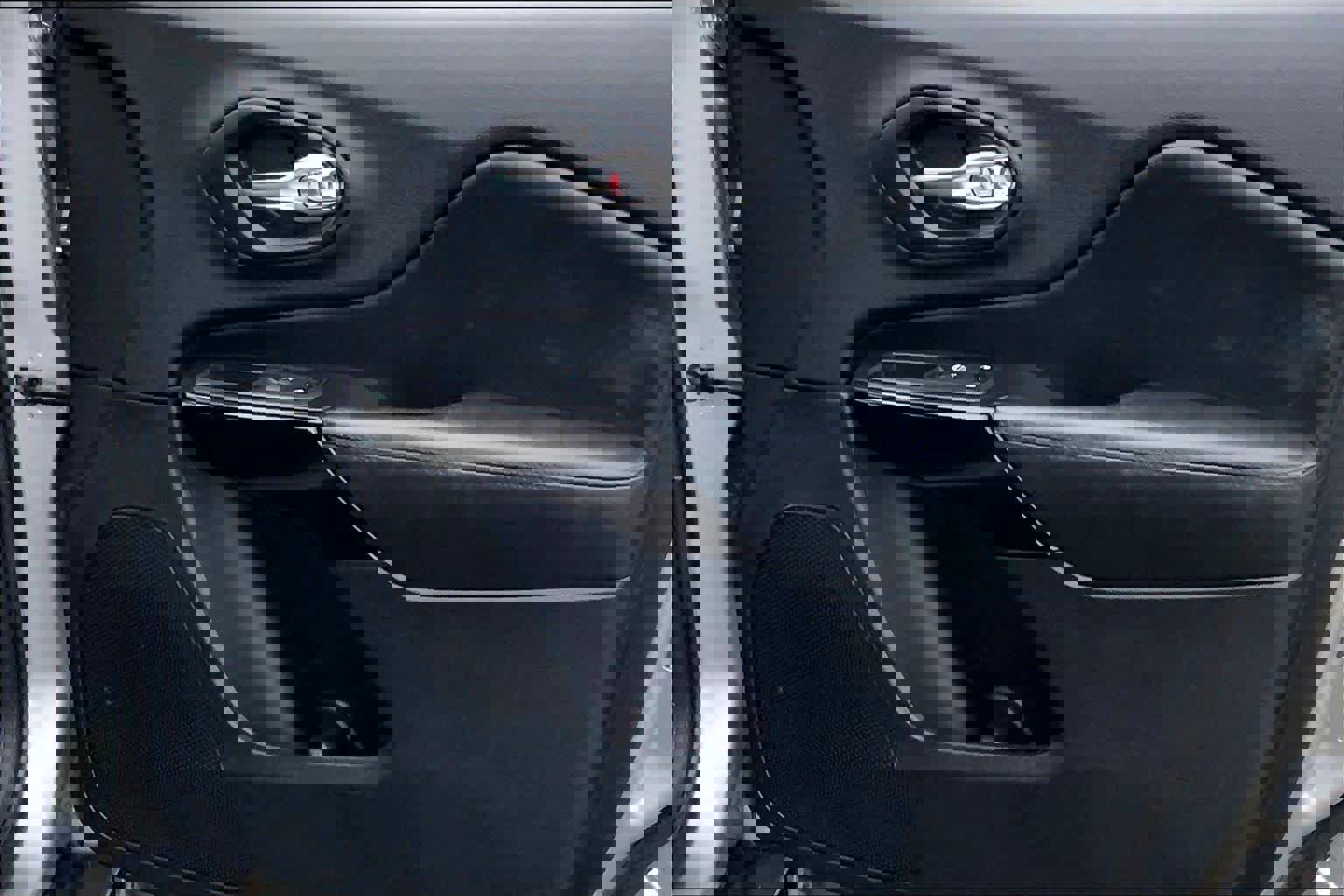 Used 2020 Jeep Cherokee Latitude Plus image 22