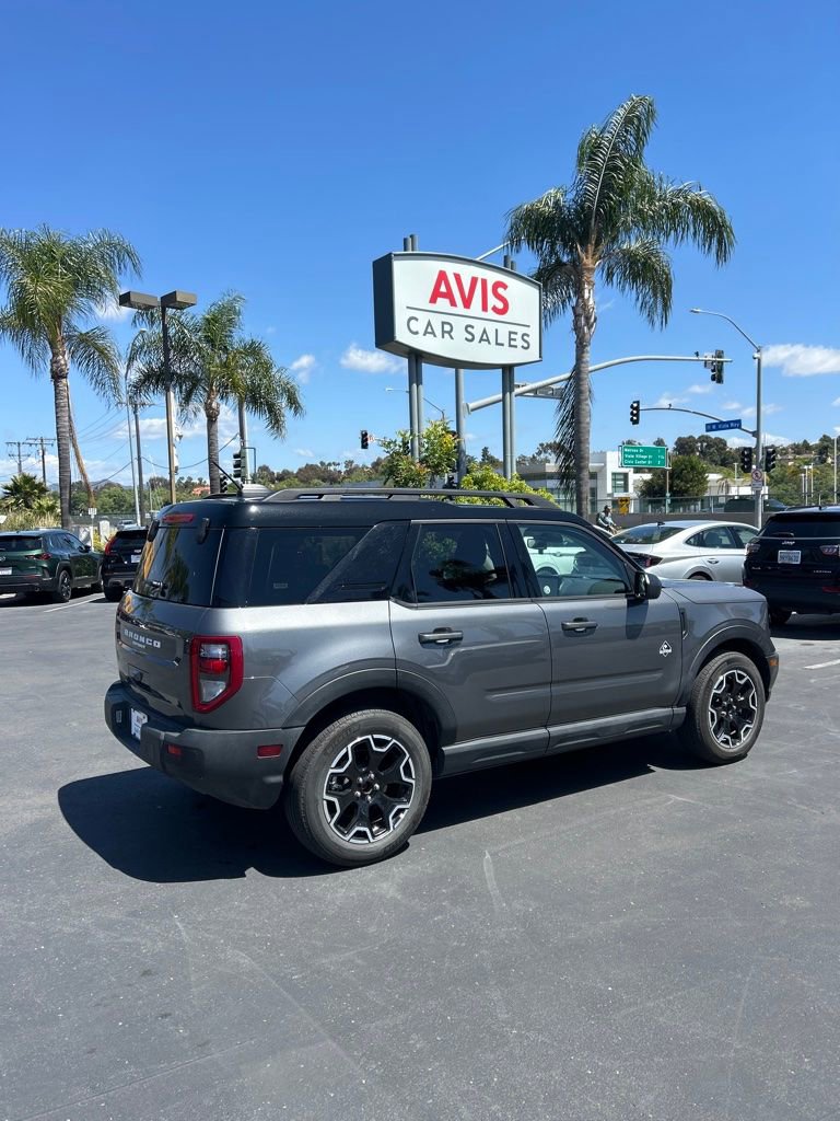 Used 2025 Ford Bronco Sport Outer Banks image 3