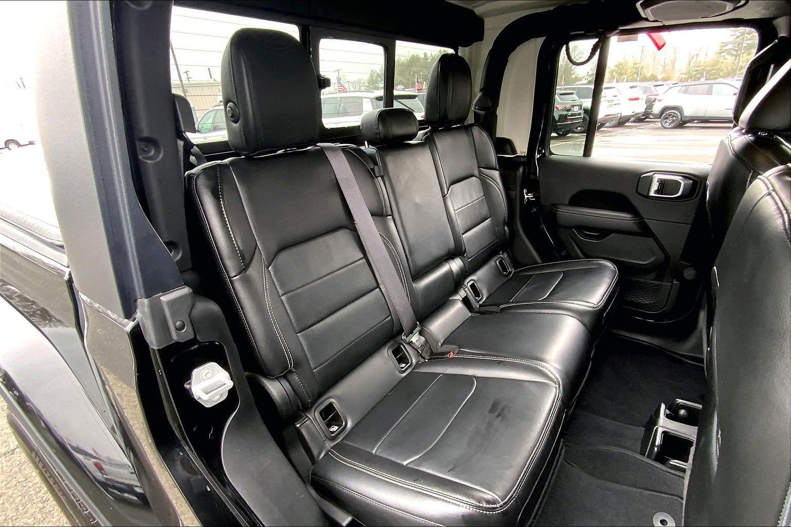 Certified 2023 Jeep Gladiator Overland w/ Popular Equipment Package image 17