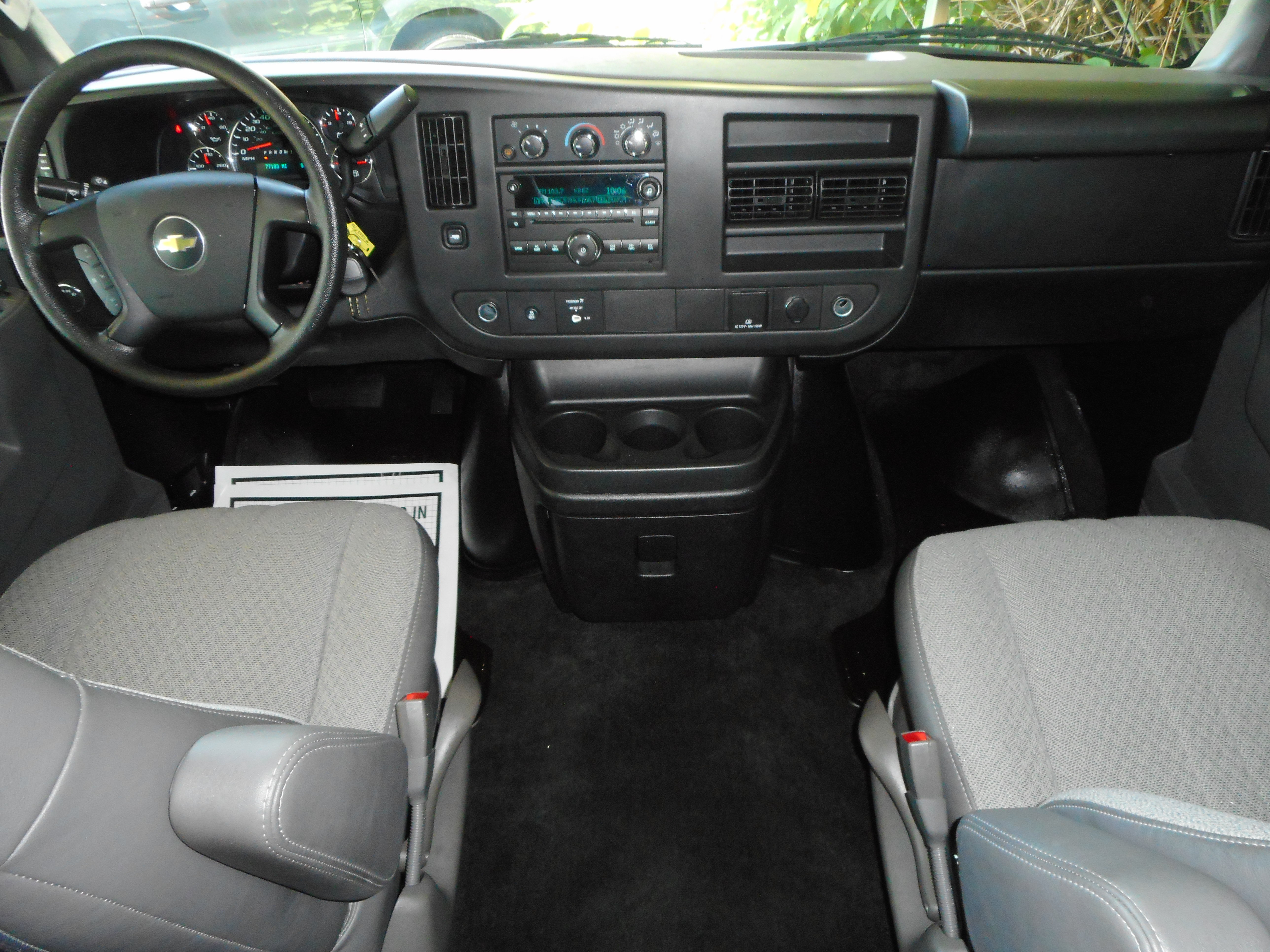 Used 2016 Chevrolet Express 3500 LT w/ LT Preferred Equipment Group RWD image 24