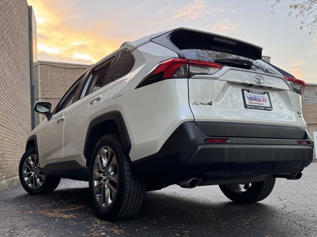 Used 2021 Toyota RAV4 XLE Premium image 55