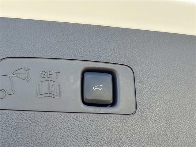 Certified 2023 Lincoln Corsair Reserve image 13