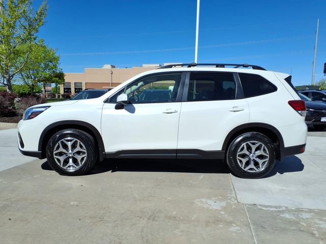 Used 2019 Subaru Forester Premium w/ All-Weather Package AWD/4WD image 2