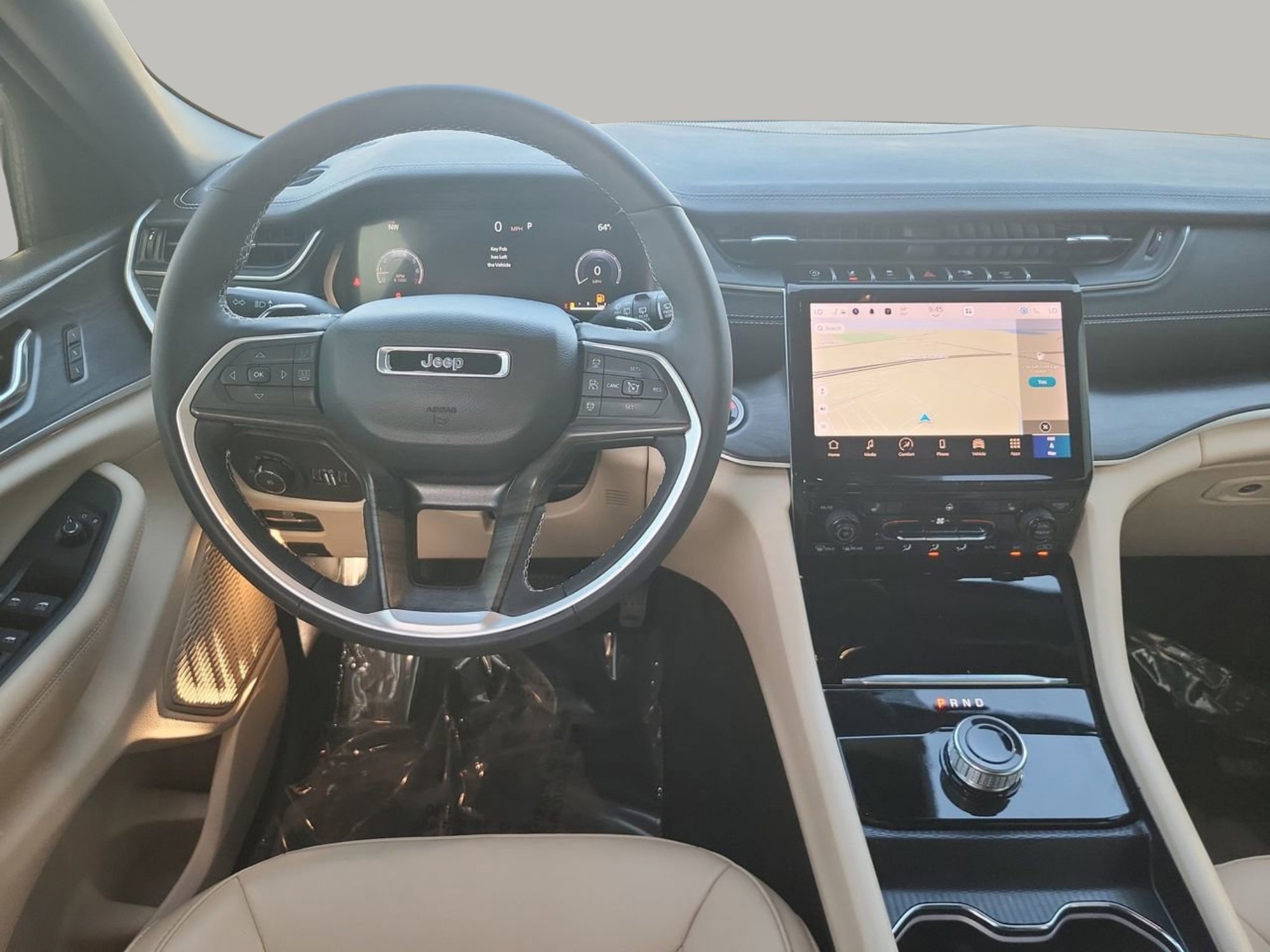 Used 2024 Jeep Grand Cherokee Limited image 13