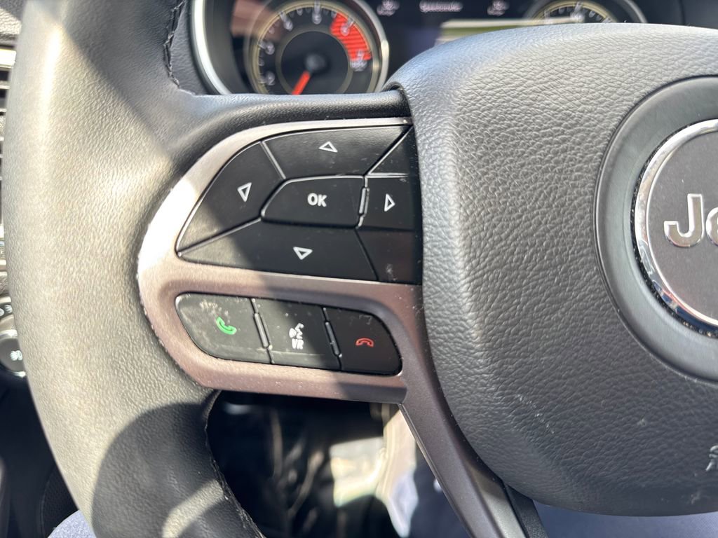 Used 2022 Jeep Cherokee Latitude Lux AWD/4WD image 18
