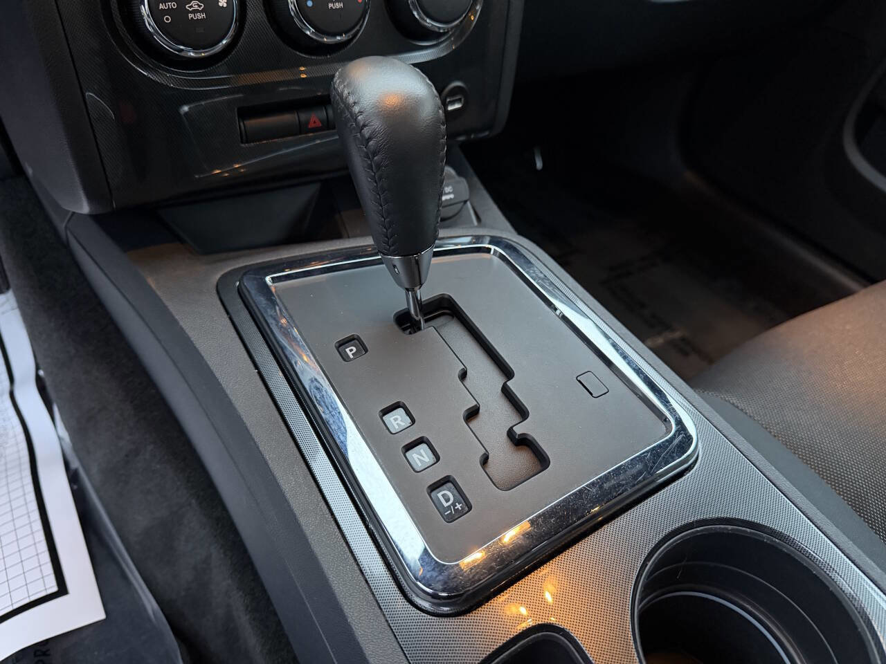 Used 2012 Dodge Challenger SXT image 19