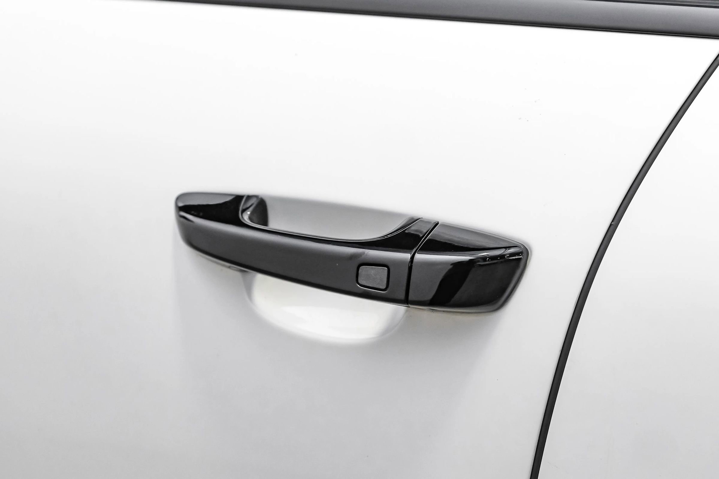 Used 2017 Porsche Cayenne GTS image 34