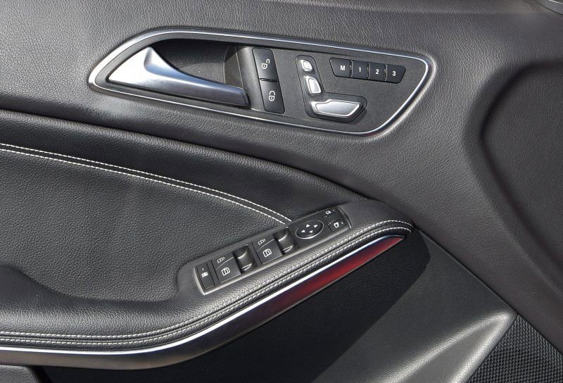 Used 2019 Mercedes-Benz GLA 250 4MATIC image 19