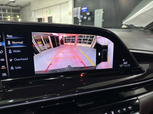 Used 2022 Cadillac Escalade ESV Premium Luxury Platinum image 21