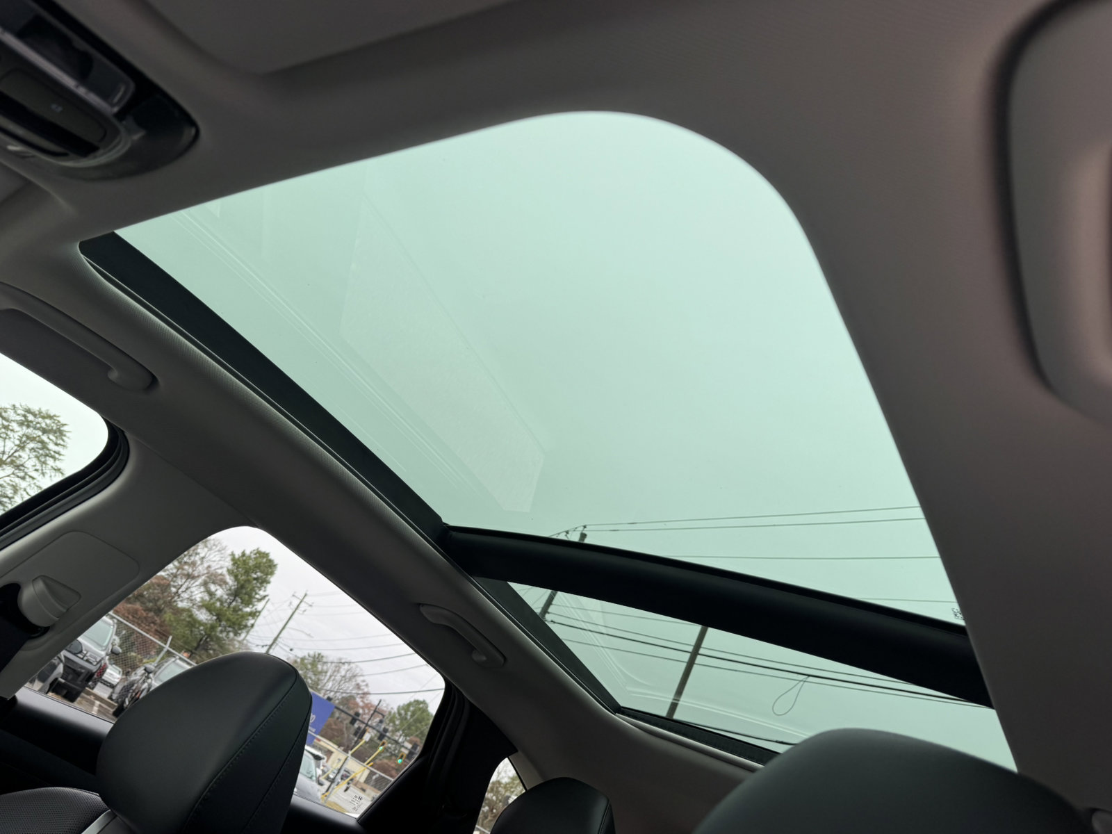 New 2026 Hyundai Tucson Limited image 23