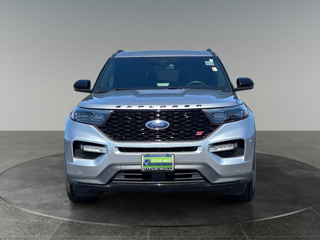 Used 2022 Ford Explorer ST w/ Equipment Group 401A AWD/4WD image 2