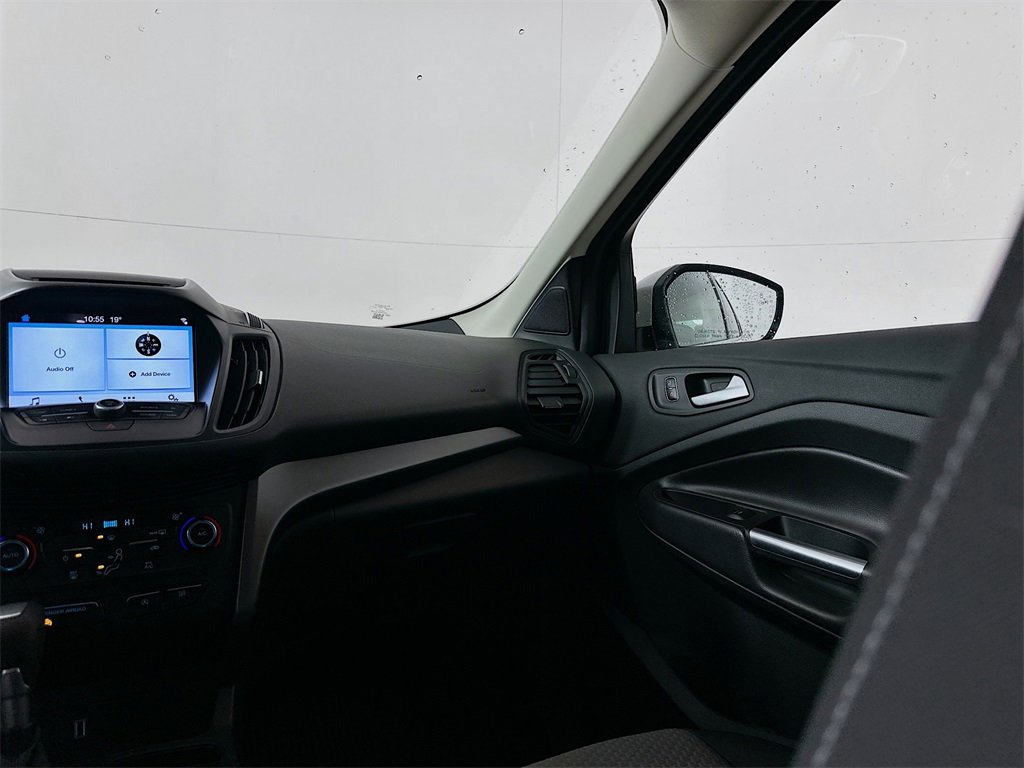 Used 2017 Ford Escape SE w/ Equipment Group 201A image 21