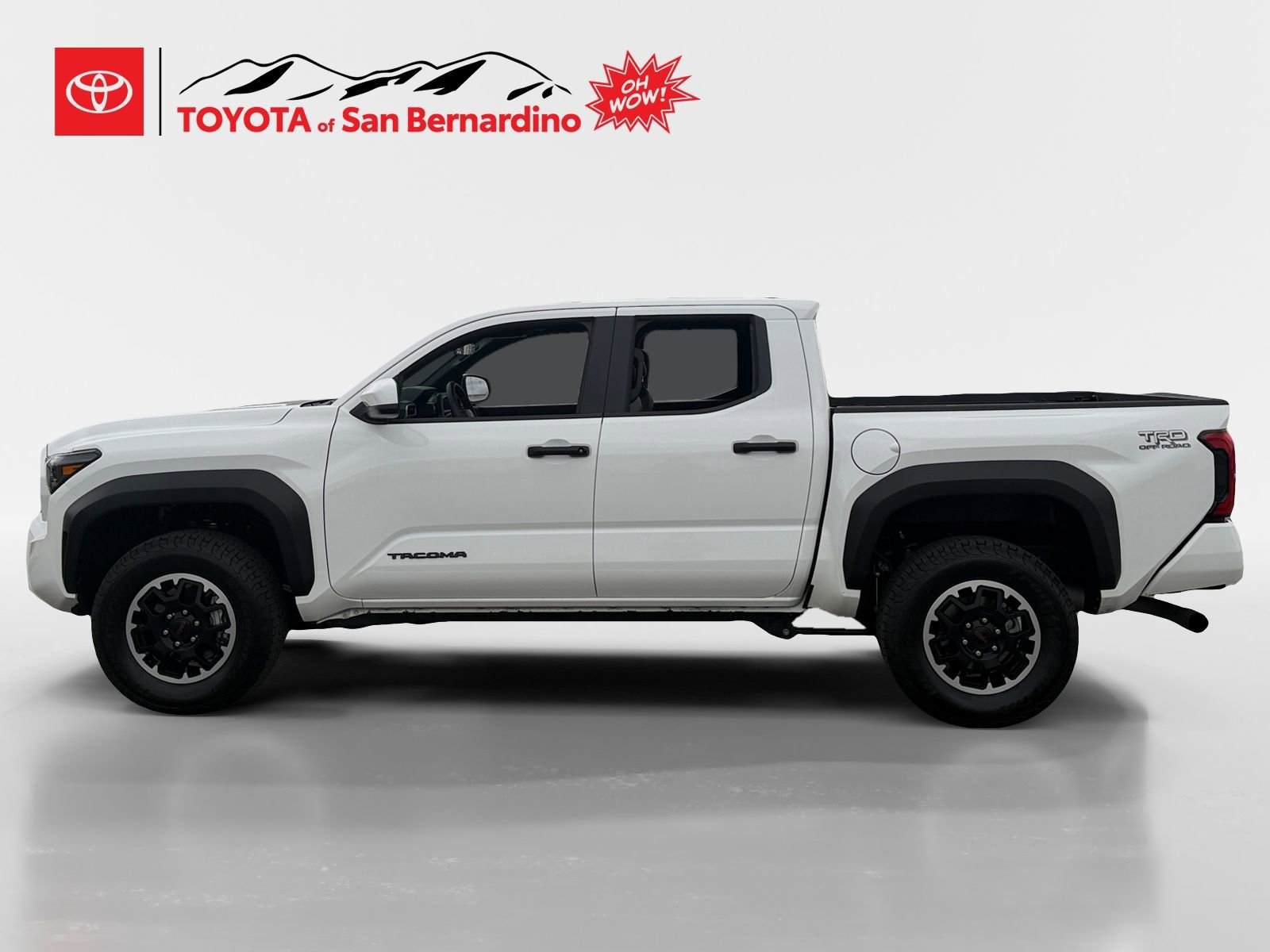 Certified 2025 Toyota Tacoma TRD Off-Road AWD/4WD image 2