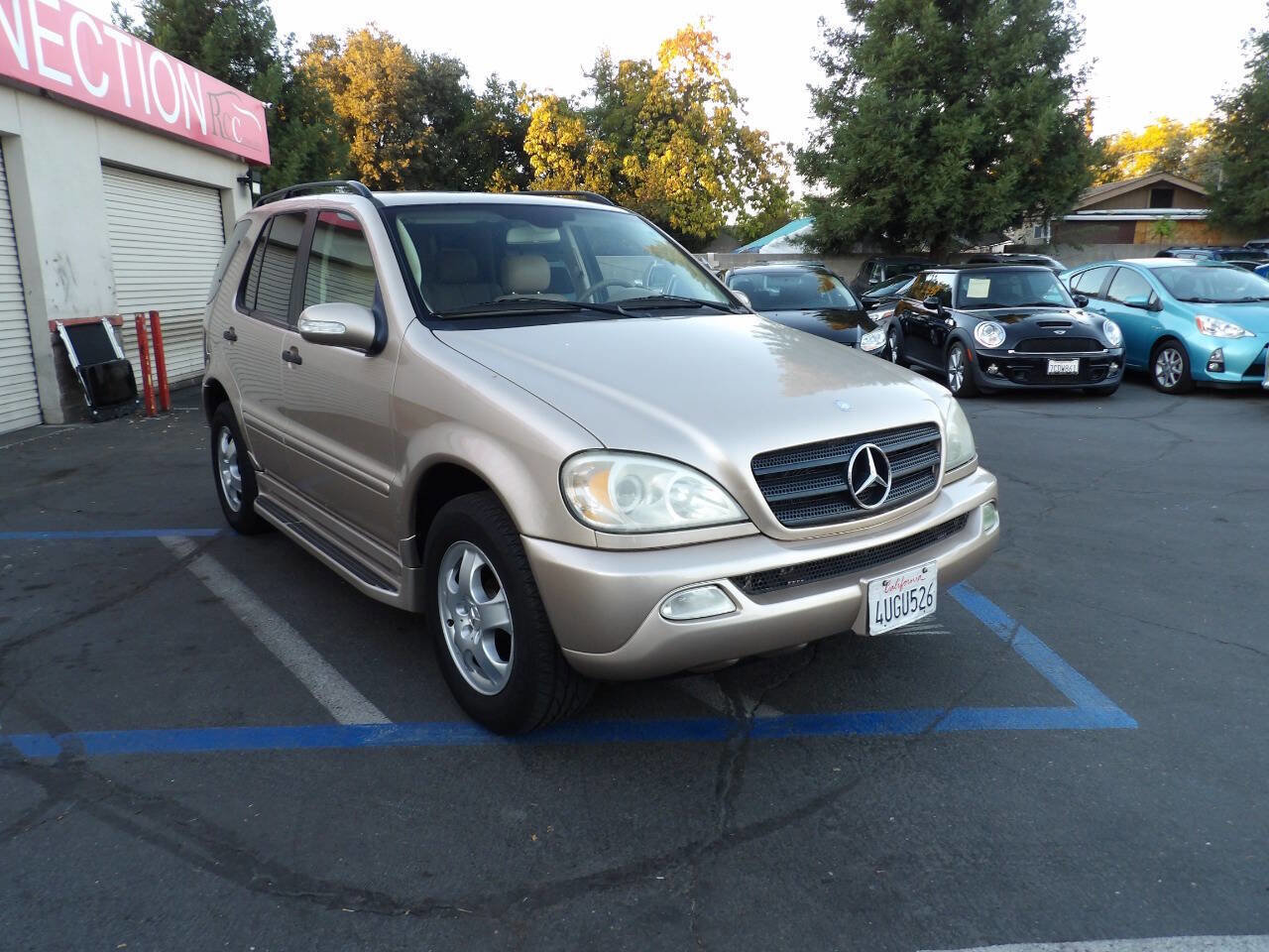 Used 2002 Mercedes-Benz ML 320 4MATIC image 2