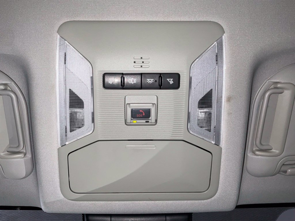 Used 2020 Toyota RAV4 XLE FWD image 21