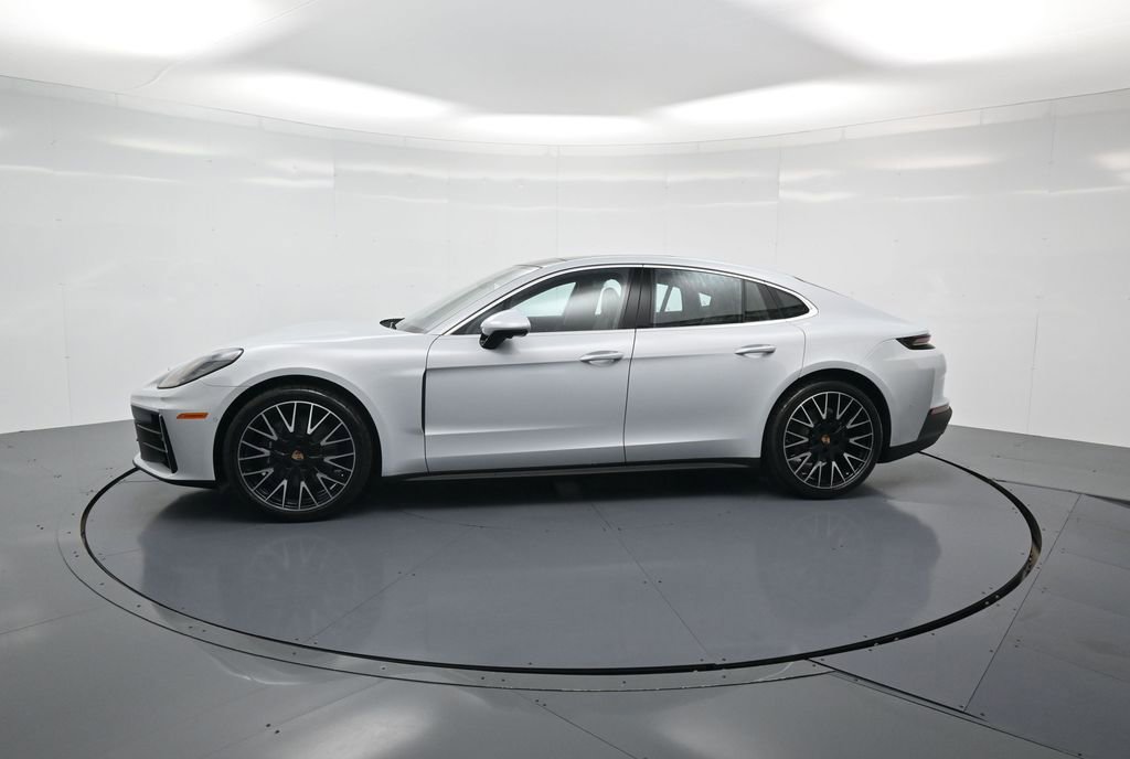 Certified 2026 Porsche Panamera image 2