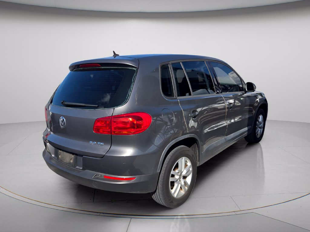 Used 2014 Volkswagen Tiguan S FWD image 5