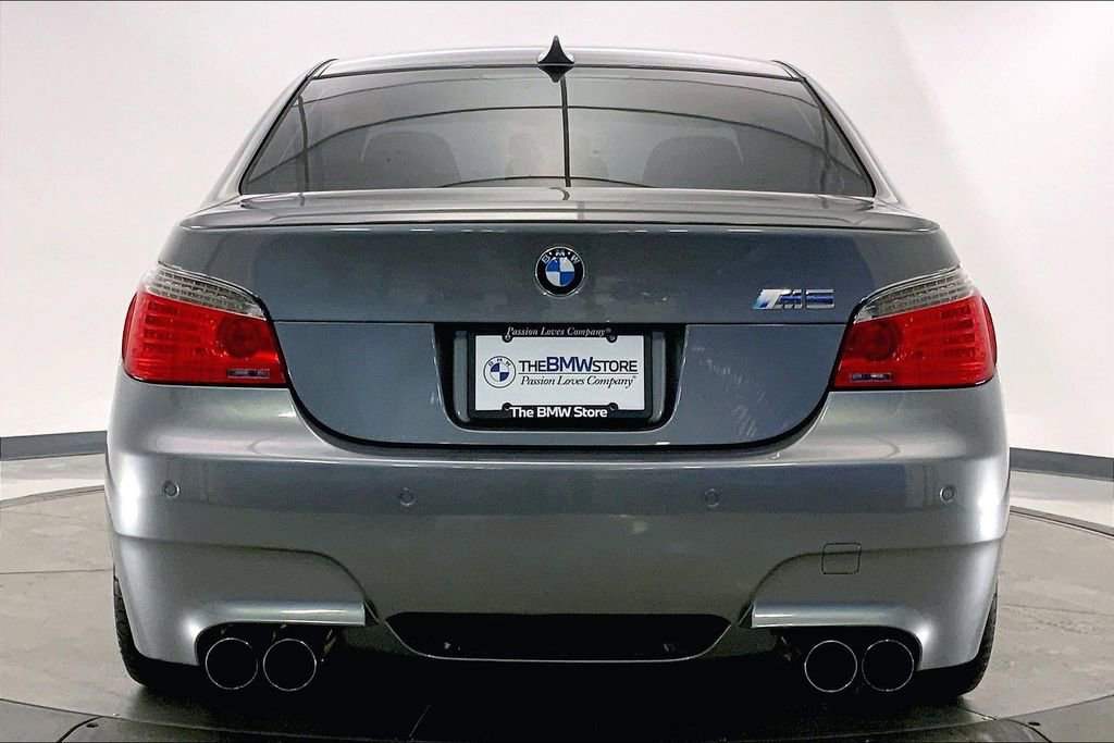 Used 2008 BMW M5 image 3