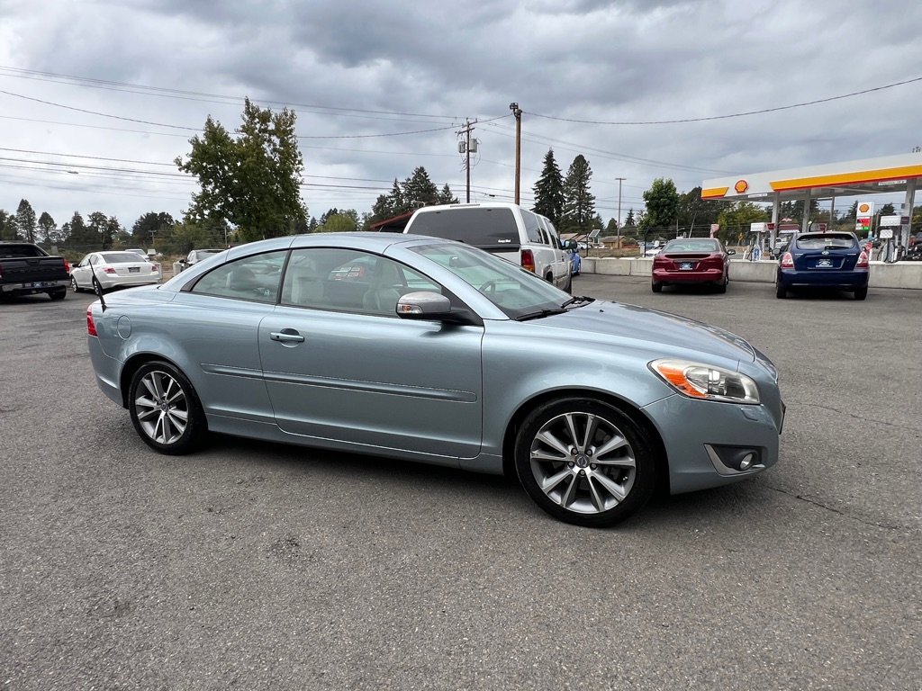 Used 2013 Volvo C70 T5 image 2