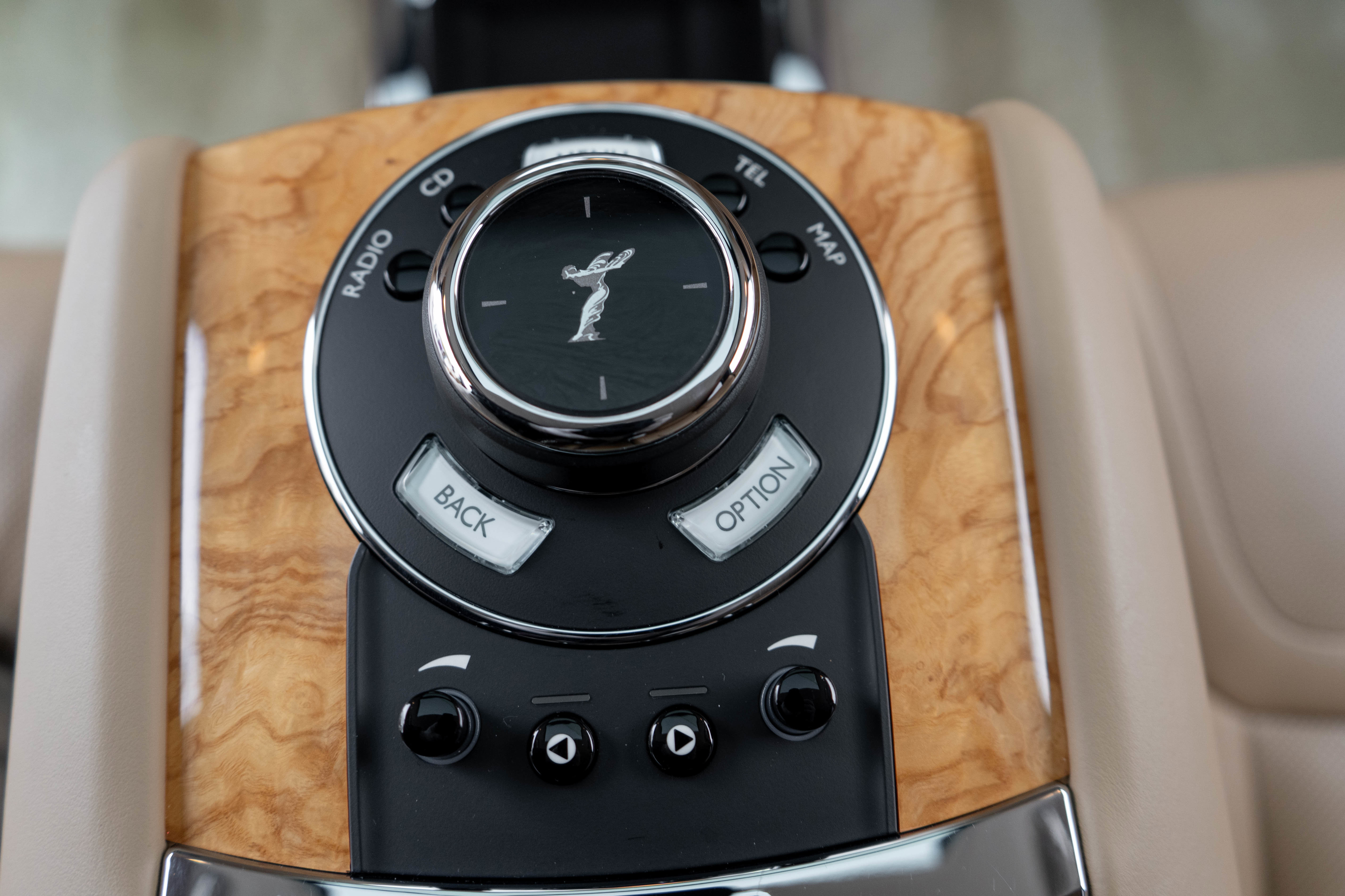 Used 2017 Rolls-Royce Ghost image 58