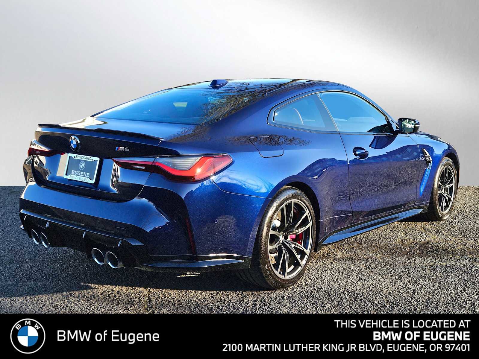 Used 2024 BMW M4 Coupe w/ Executive Package image 6