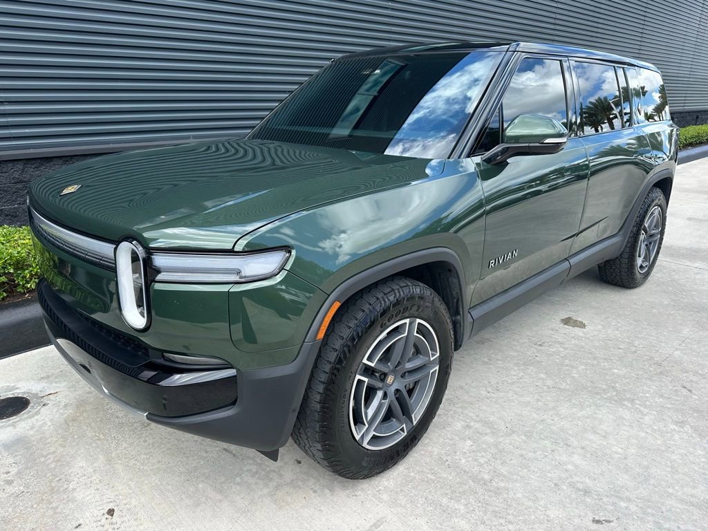 Used 2025 Rivian R1S Adventure image 7