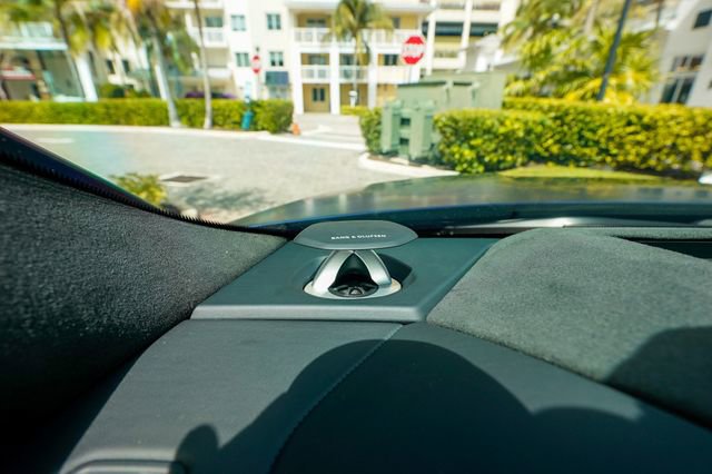 Used 2025 Lamborghini Urus SE image 68