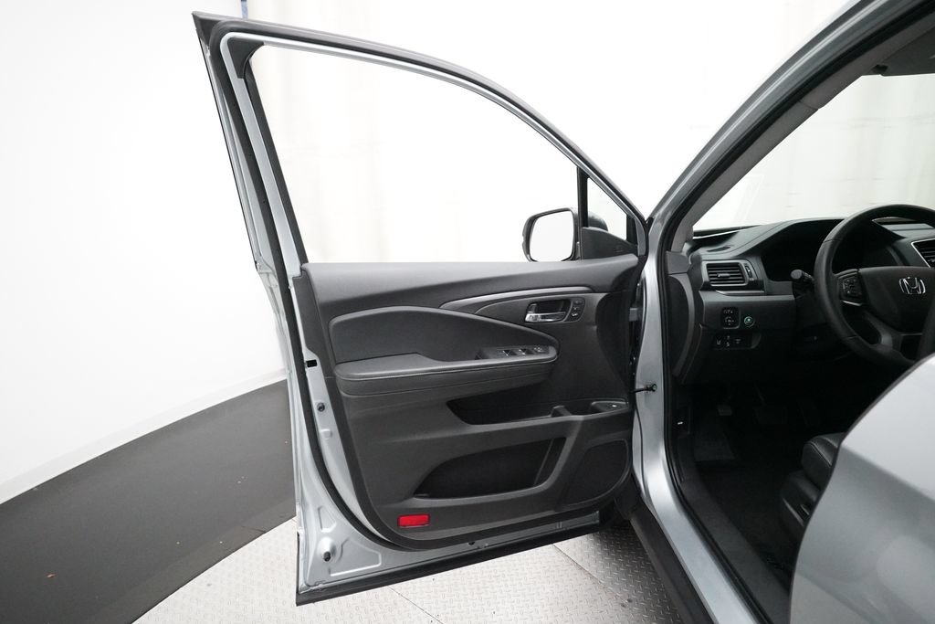 Used 2025 Honda Ridgeline RTL image 27