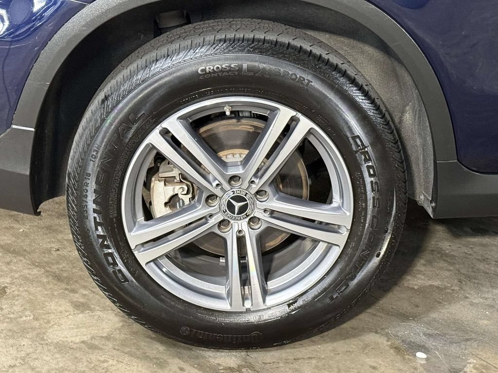 Used 2022 Mercedes-Benz GLC 300 4MATIC w/ Multimedia Package Lite image 13