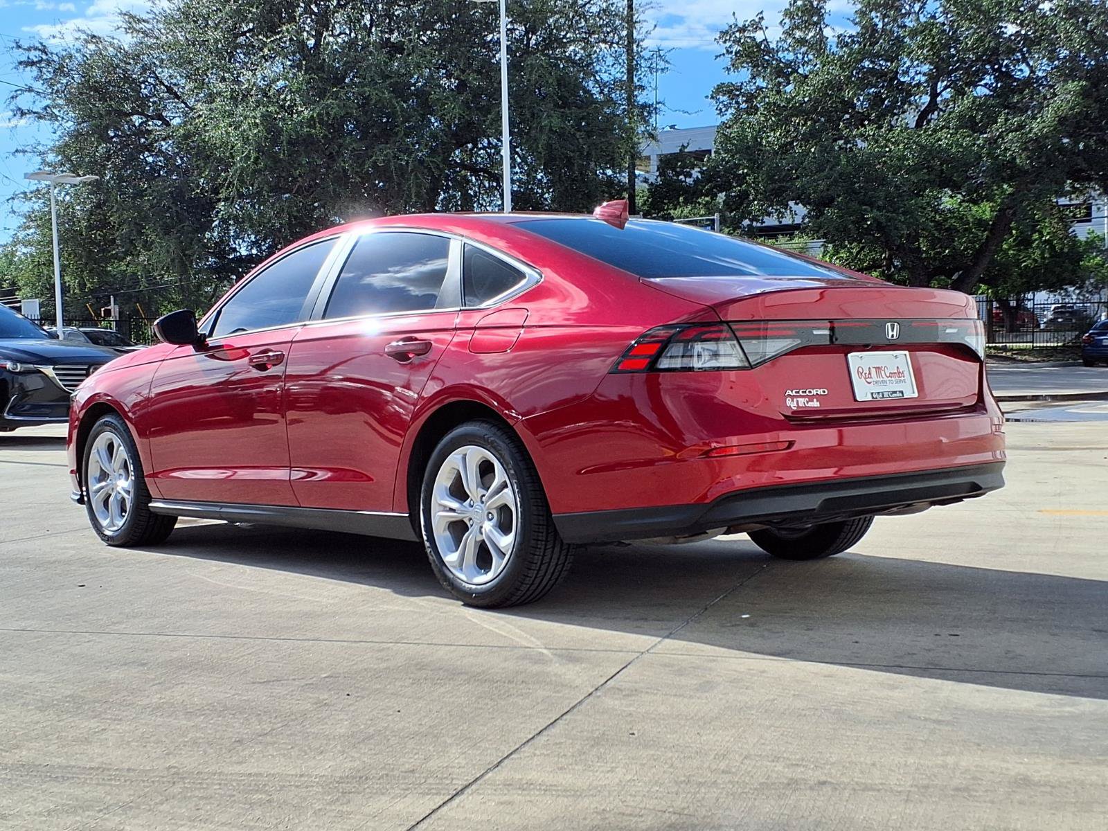 Used 2025 Honda Accord LX image 6