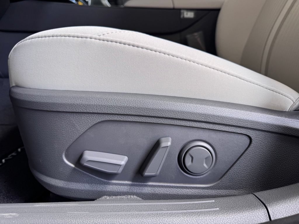 New 2026 Hyundai Sonata SEL FWD image 8
