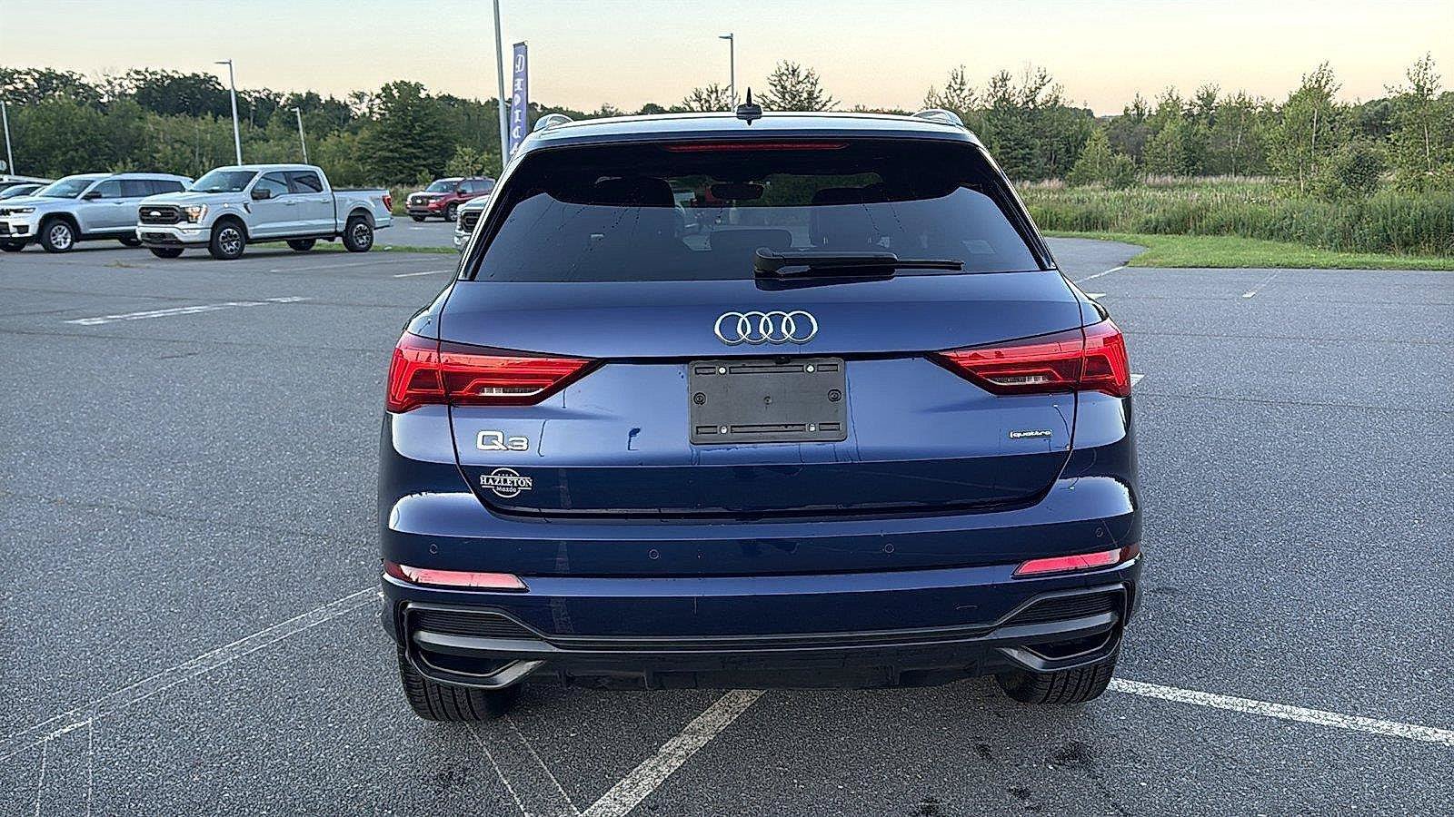 Used 2022 Audi Q3 2.0T Premium w/ Convenience Package AWD/4WD image 7